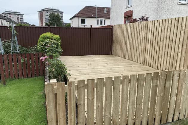 Reliable Decking Services for Family Homes